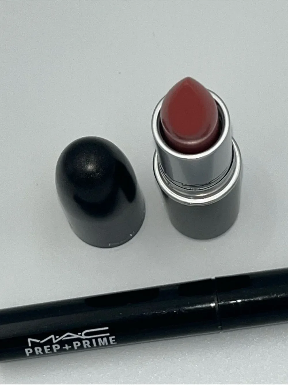 New MAC MACXIMAL Matte Lipstick Velvet Teddy 617 - 0.12 OZ W Prep Primer